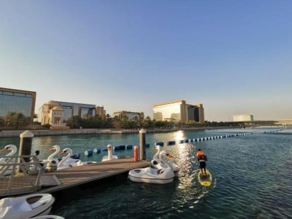 Bay La Sun , Luxury Apartment With Nice View King Abdullah Economic City Exterior foto